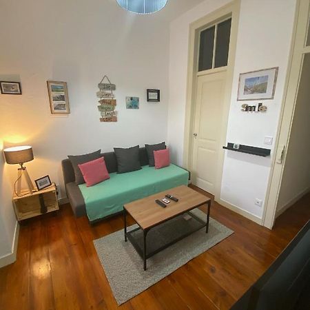 Pedro Surf Shelter Apartment Lisbon Luaran gambar
