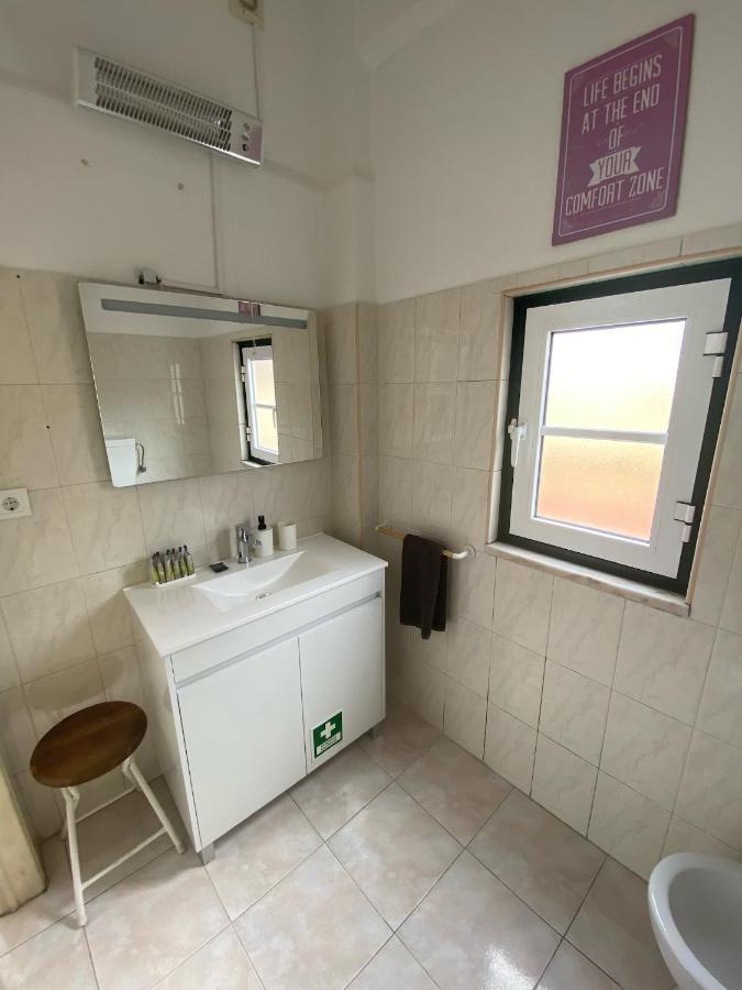Pedro Surf Shelter Apartment Lisbon Luaran gambar
