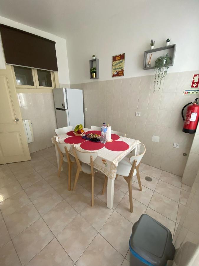 Pedro Surf Shelter Apartment Lisbon Luaran gambar