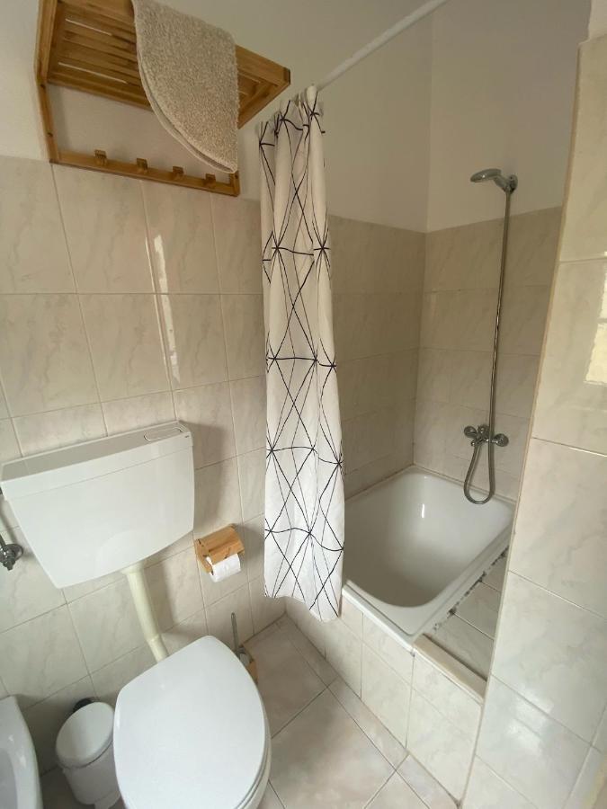 Pedro Surf Shelter Apartment Lisbon Luaran gambar