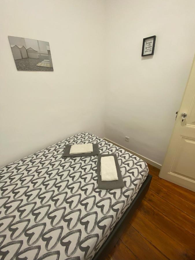 Pedro Surf Shelter Apartment Lisbon Luaran gambar
